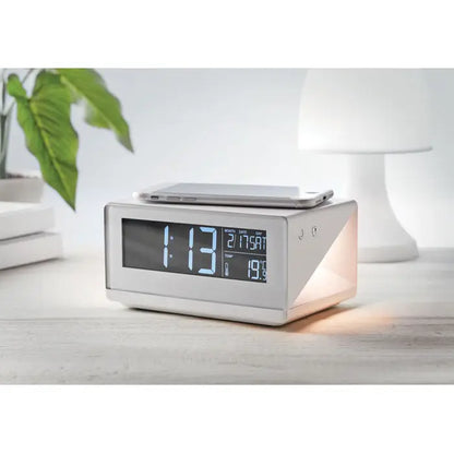 Ceas led si incarcator wireless 5w argintiu cu design unghiular si functie de incarcare wireless pentru smartphone-uri