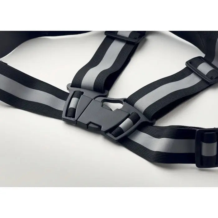 Centura reflectorizanta pentru corp neagra cu dungi gri si catarame negre din plastic rezistent