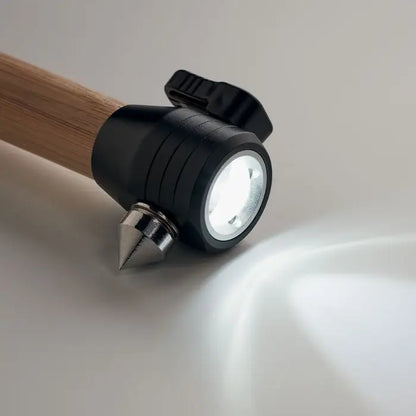 Ciocan de urgenta 3 in 1 negru cu maner din lemn, lanterna cu led integrata si varf metalic pentru spargere geam
