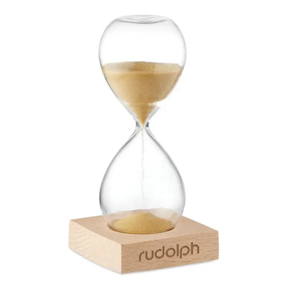 Clepsidra de nisip de 5 minute din sticla clara cu nisip auriu pe suport din lemn deschis gravat rudolph