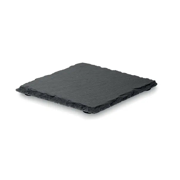 Coaster de ardezie neagra cu margini naturale si finisaj mat, prevazut cu fund eva pentru protectie eficienta