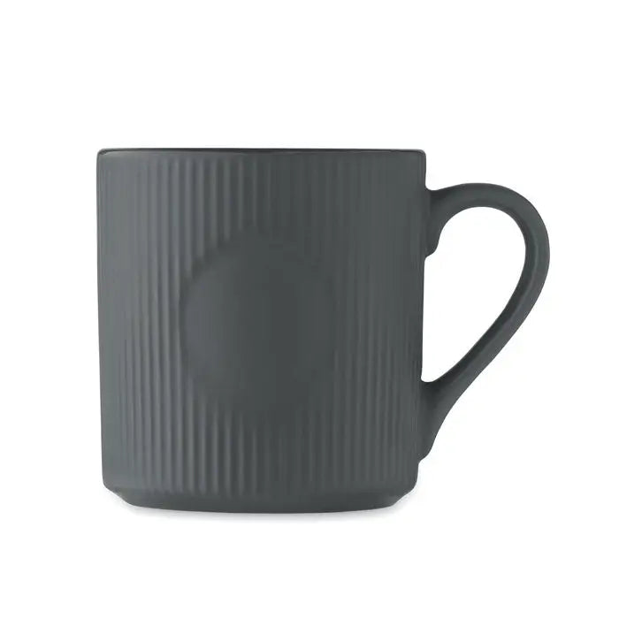 Covoraș de cană din ceramică gri închis cu textură nervurată vertical și design circular subtil embosat 340 ml