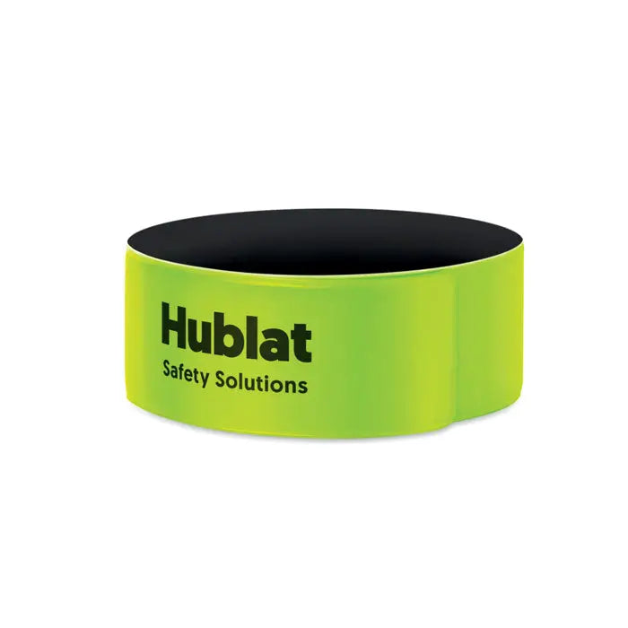 Curea reflectorizanta pentru brat lime verde cu interior negru si text hublat safety solutions negru bold