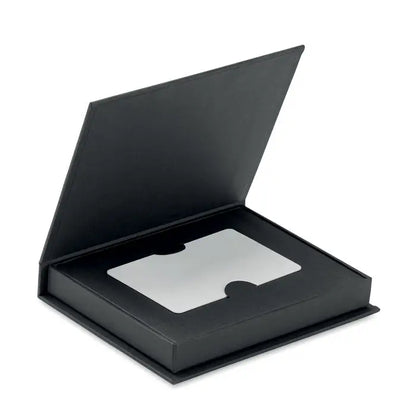 Cutie de card cadou neagra din piele ecologica cu insertie metalica argintie pentru cadouri elegante