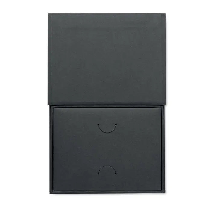 Cutie de card cadou neagra din piele ecologica cu design minimalist zambet simplu pe capac