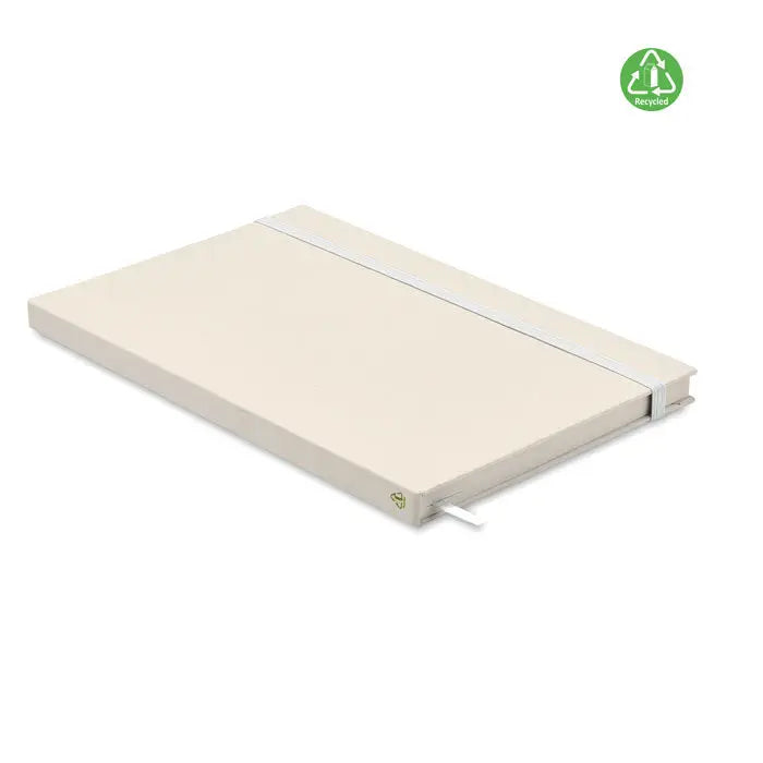 Cutie de lapte caiet a5 crem cu design minimalist si elastic alb pentru inchidere cu branding subtil in colt