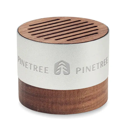 Difuzor din aluminiu reciclat pinetree cylindrical air freshener with wood grain top and bottom and silver metallic band