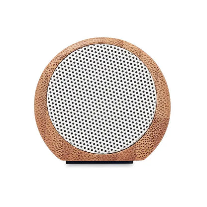 Difuzor wireless din bambus circular cu grilaj alb perforat si rama texturata cu tonuri de cupru