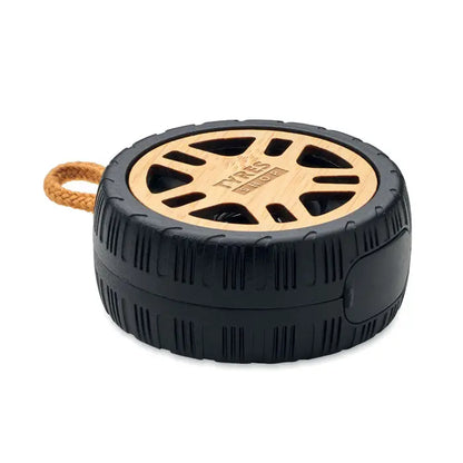 Difuzor wireless in forma de anvelopa negru cu centru din lemn deschis si maner impletit cu logo tyres shop