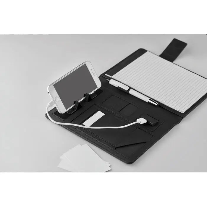 Dosar a5 negru din piele cu power bank integrat si slot pentru pix ideal pentru organizarea telefonului