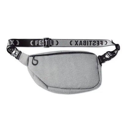 Fanny pack festibax basic din material textil gri cu bretea reglabila neagra si text repetat festibax