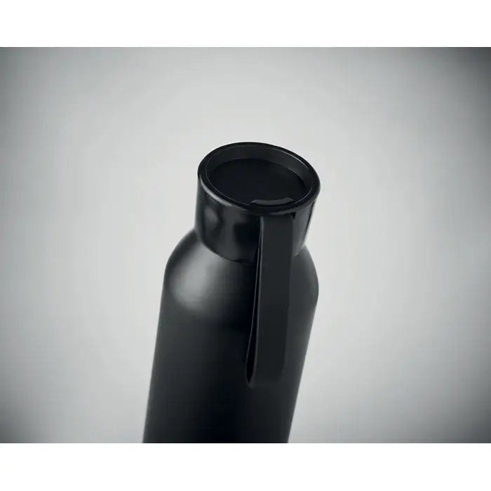 Flacon din aluminiu 600ml negru mat cu design minimalist si maner integrat pe capac pentru portabilitate usoara