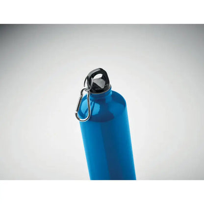 Flacon din aluminiu de 750 ml albastru metalic cu capac negru si carabina argintie pentru usurinta transportului