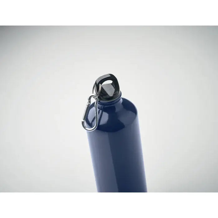 Flacon din aluminiu 750 ml albastru metalizat cu capac negru si carabinier argintiu pentru hidratare