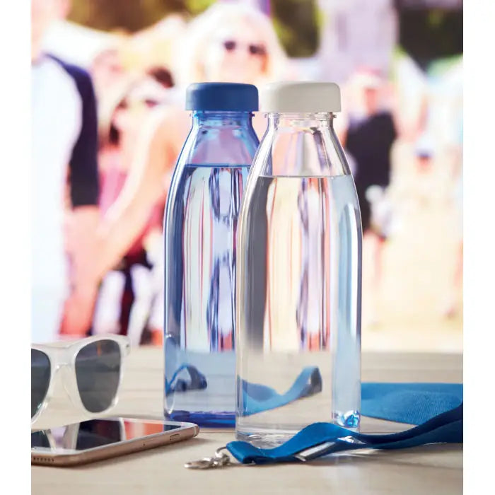 Două sticle translucide flacon rpet 500ml una cu capac albastru și cealaltă cu capac alb din plastic reciclabil