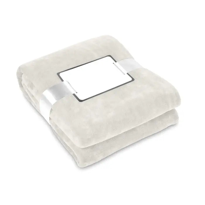 Flanel patura beige moale cu textura catifelata si margini bine finisate pentru confort si caldura