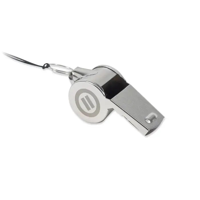 Fluier metalic argintiu din metal cu emblemă circulară și cordon negru pentru suflat sunete clare