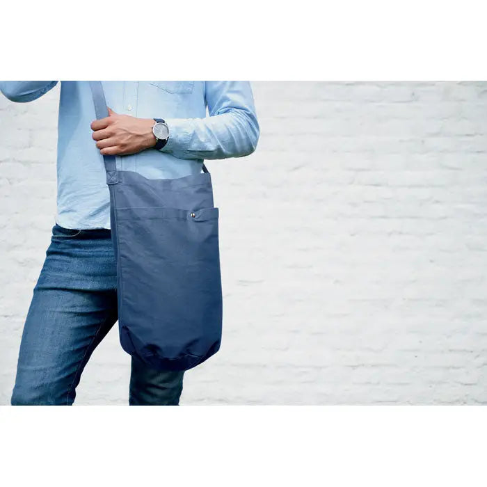 Geanta de cumparaturi din panza 270 gr/m² navy blue cu buzunar frontal si bretea reglabila