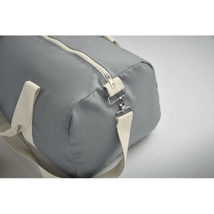 Geanta de mana reciclata 320 gr m² din canvas gri cu manere si fermoare crem pentru uz cotidian