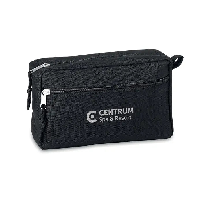 Geanta de toaleta 600d rpet neagra din material rpete cu fermoare argintii si logo alb centrum spa & resort