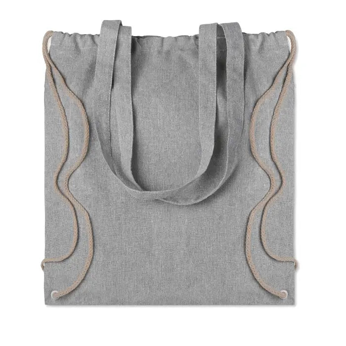 Geanta din material reciclat gri cu manere din acelasi material si snururi bej din sfoara de 140 gr/m²