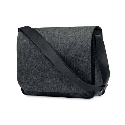 Geanta laptop din fetru rpet de culoare gri inchis cu bretea neagra ajustabila pentru transport confortabil