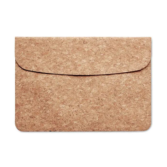 Geanta laptop pluta clapa magnetica natural ton cu textura si inchidere magnetica minimalista