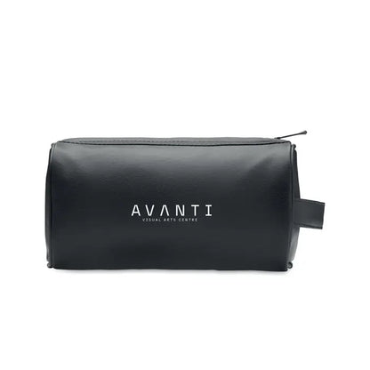 Geanta pentru cosmetice moale din piele ecologica neagra cu logo alb avanti visual arts centre