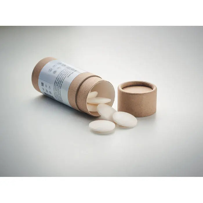 Gel de apa vegan unisex sub formă de ceară ovale albe în tub maro minimalist din carton cu etichetă albă
