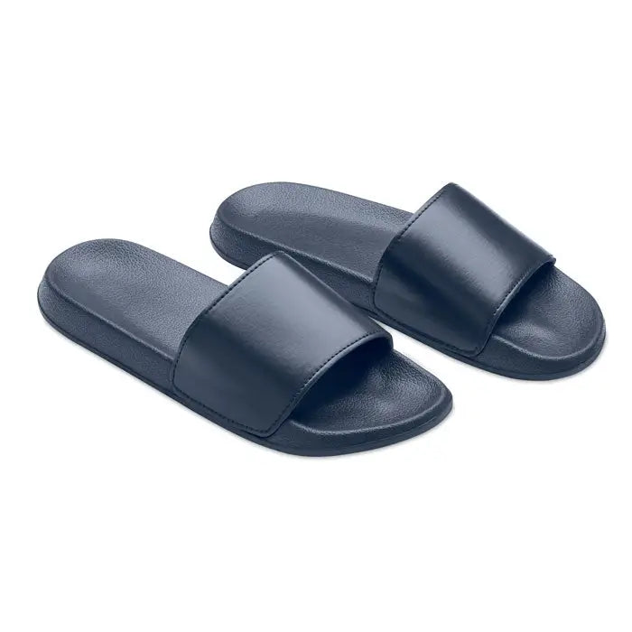 Sandale tip papuci negri slip-on cu finisaj lucios si design simplu de bareta anti-alunecare marimea 46 47