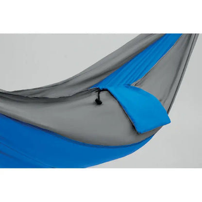 Hamac ușor pliabil albastru și gri cu design din plasă ideal pentru relaxare în aer liber