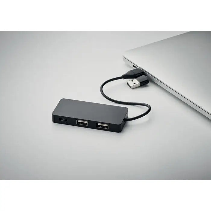 Hub usb negru rectangular cu 3 porturi si cablu de 20 cm conectat, ideal pentru extinderea dispozitivelor usb