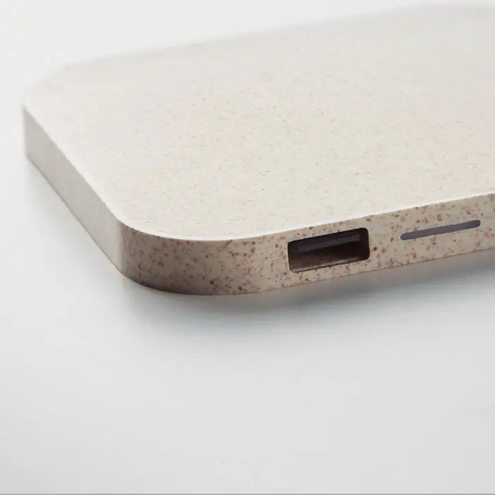 Incarcator butuc paie de grau abs 5w bej cu pete cu port usb-c si buton pornire vazut din spate