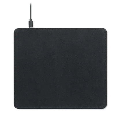 Incarcator pentru covoras de pluta negru cu suprafata texturata si cablu usb-c 15w pentru incarcare wireless