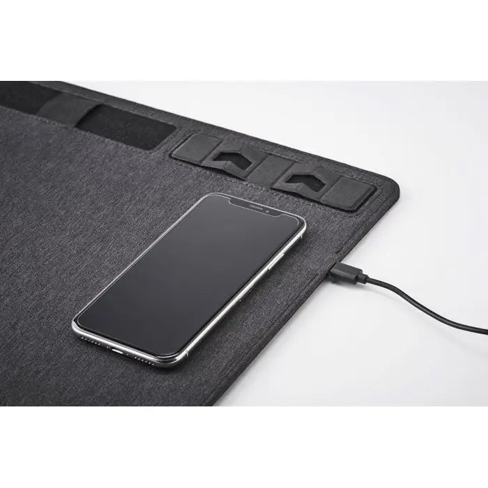 Incarcator rpet mouse mat 15w negru texturat cu porturi usb integrate si slot pentru telefon
