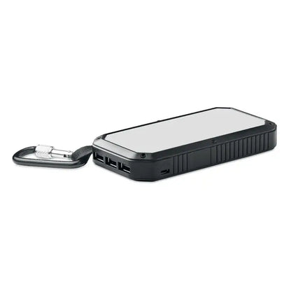 Incarcator solar 8000 mAh negru rezistent cu clips argintiu și multiple porturi usb pentru utilizare portabilă