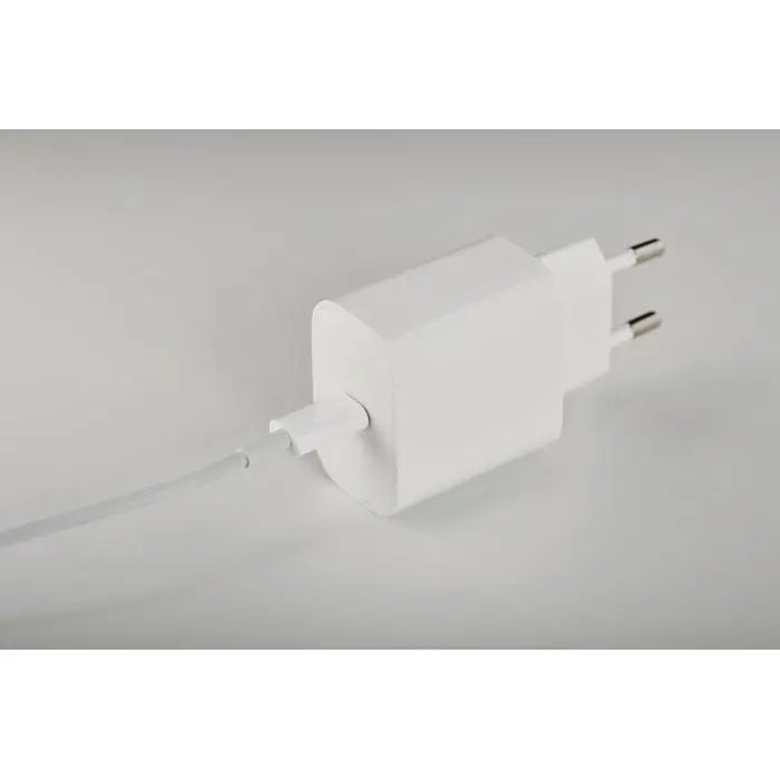 Incarcator usb alb dreptunghiular cu 2 porturi 20w si mufa ue cu cablu integrat