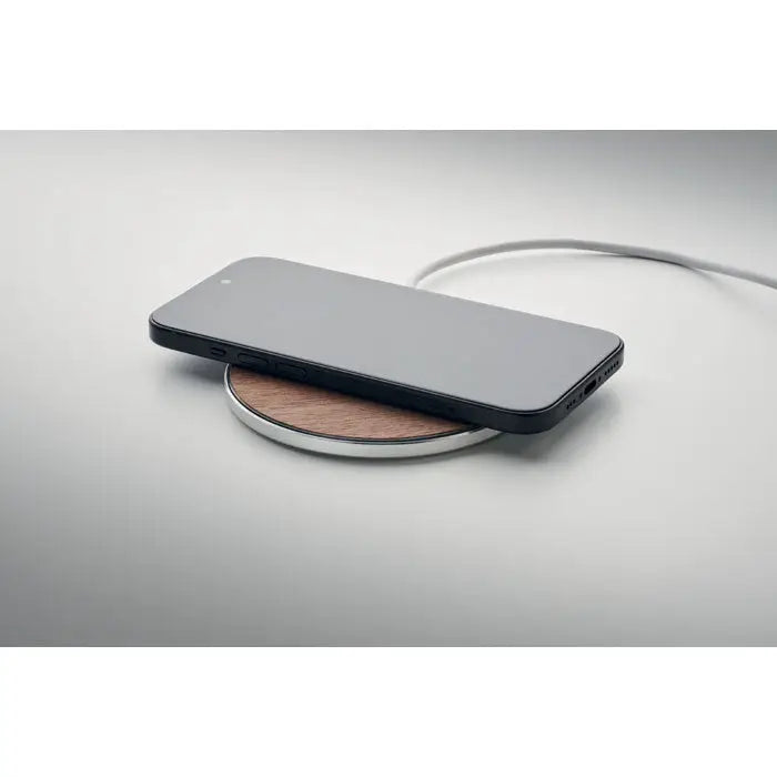 Incarcator wireless 15w negru pe charger circular cu centru lemn si margine metalica