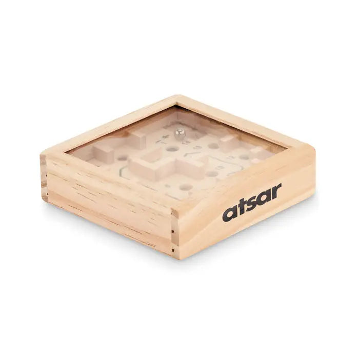 Joc labirint din lemn de pin deschis la culoare cu capac din sticla transparenta si brandul atsar pe lateral