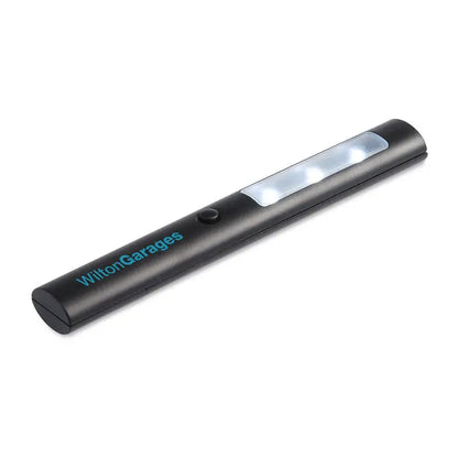 Lanterna cu 3 led-uri magnetica neagra din plastic cu trei leduri albe si logo teal wiltongarages