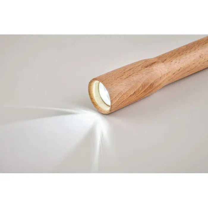 Lanterna din lemn cu lumina cob este o lanternă subțire, maro deschis, cu finisaj neted și textură vizibilă de lemn