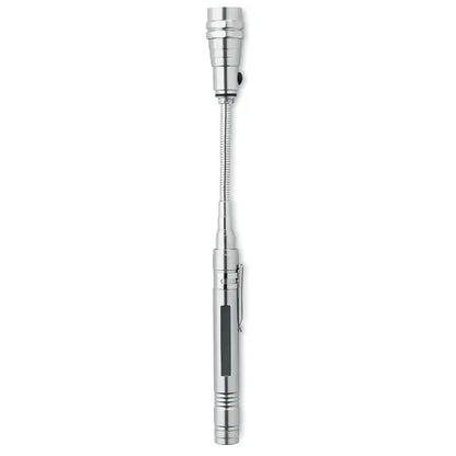 Lanterna extensibila argintie metalica flexibila cu design telescopic si aderenta texturata pentru iluminat portabil
