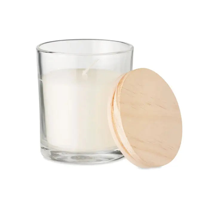 Lumanare cu parfum de vanilie in borcan de sticla transparenta cu capac de lemn deschis si ceara crem