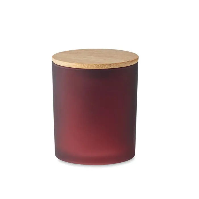 Lumanare de ceara pe baza de plante 120 gr in borcan mat burgundy cu capac din lemn de bambus deschis la culoare
