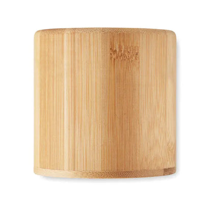 Lumanare de ceara pe baza de plante 160 gr in recipient cilindric din bambus maro deschis cu textura verticala