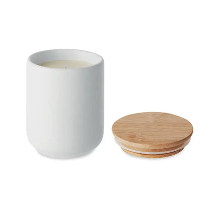 Lumanare de ceara pe baza de plante 200 gr in borcan ceramic alb cu capac natural din bambus