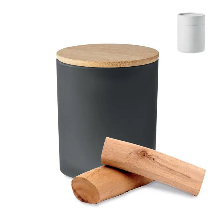 Lumanare de ceara pe baza de plante 280 gr in recipient ceramic gri inchis cu capac lemn natural si doua bete lemn