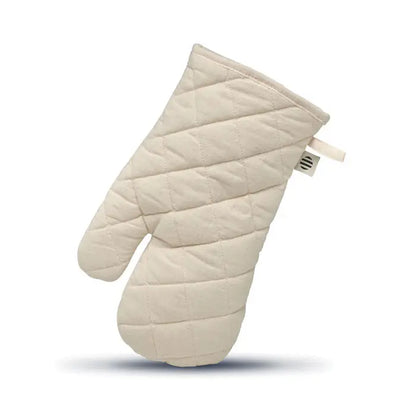 Manusa de cuptor din bumbac organic crem cu design matlasat si captuseala moale pentru protectie termica