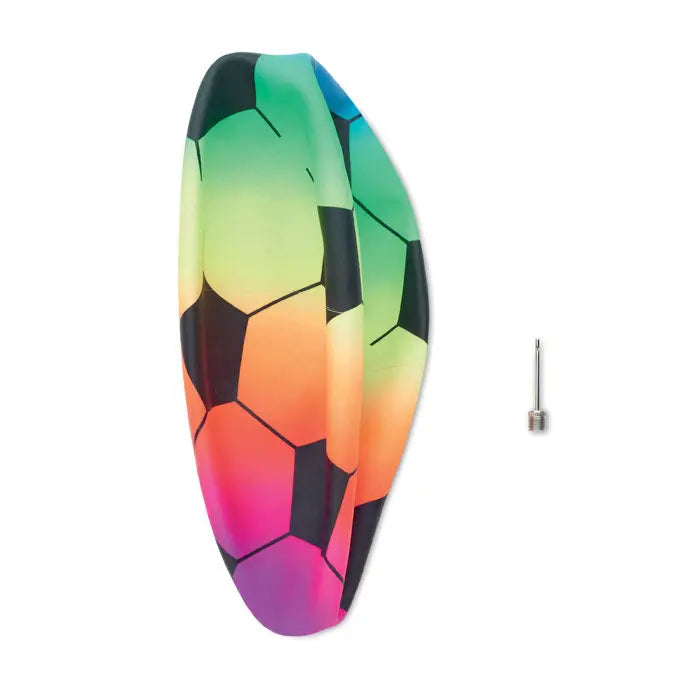 Minge de plaja gonflabila din pvc in forma de minge de fotbal cu model hexagonal negru si degrade curcubeu
