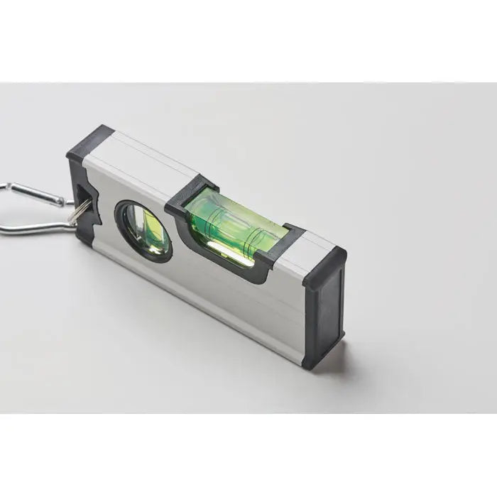 Mini nivel magnetic din aluminiu argintiu si negru cu vial verde pentru masuratori precise pe breloc